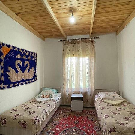 Guest House Guljan Bokonbayevo Esterno foto