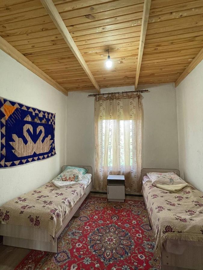 Guest House Guljan Bokonbayevo Esterno foto