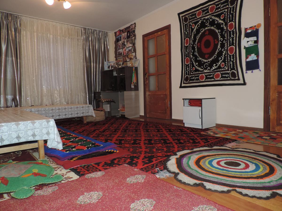 Guest House Guljan Bokonbayevo Esterno foto